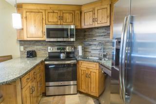 Newly updated in Canyons Village Next to Slopes - Park City - 8