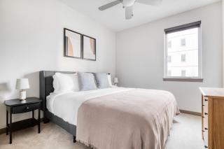 Ballard 2BR w Gym Yoga nr Farmers Mkt SEA-271 - 3