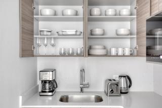 Midtown E 1BR w Elevator DM nr Bloomies NYC-782 - 4