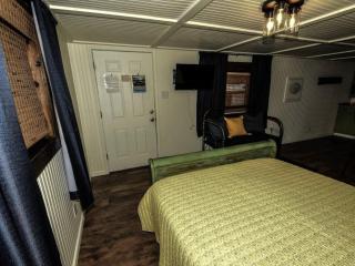 Lake Access Sunshine Suite - 30 - Mead - 3
