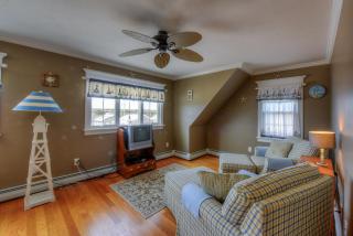 Sunrise Surf: Oceanfront Cape Cod Home - 4