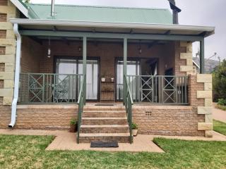 Clarens Mountain Sage Cottage - Clarens - 6