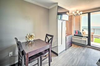 Oceanfront Myrtle Beach Studio with Huge Balcony! - Myrtle Beach - 3