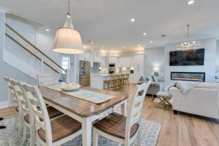 Miramar Beach Retreat with Pool Access and Fireplace! - Destin - 9