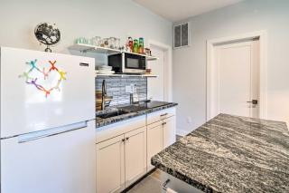 Comfy Asheville Vacation Rental with Hot Tub! - 3