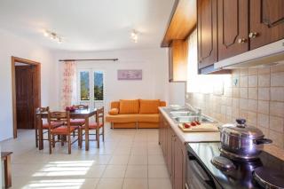 Liotrivi Apartments - 4