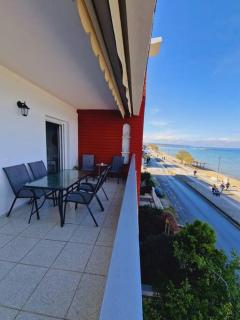 Viktoria Sea View Apartment - Perea - 3