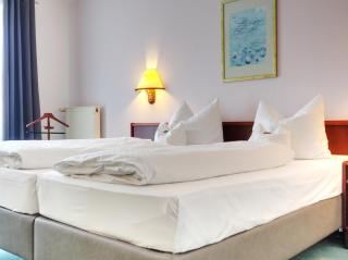 Heidehotel Lubast - 1