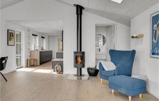 Cozy Home In Blåvand With Kitchen - Blåvand - 4