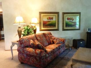 37DPD, Two bedroom, two bath log-sided condo with forest view condo - 9