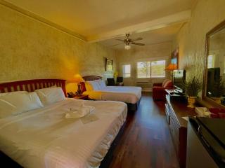 Mountain Harbor Queen Guest Room on Lake Ouachita - Mount Ida - 9