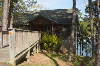 C14, Two bedroom, two bath, log-sided, luxury Harbor North cottage overlooking the lake, cottage - Mount Ida - 0
