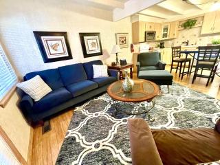 Mountain Harbor Lodge cottage on Lake Ouachita - Mount Ida - 0