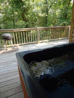 C19, One bedroom luxury, log-sided Couple's Cottage with private hot tub and unique extras cottage - 9