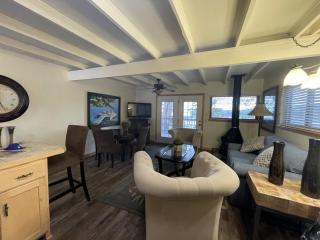 Mountain Harbor Lodge cottage on Lake Ouachita - Mount Ida - 4