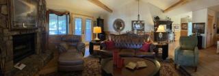 C23, Two bedroom, two bath log-sided, luxury Harbor North cottage with hot tub cottage - Mount Ida - 9
