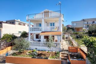 Apartments by the sea Grebastica, Sibenik - 11463 - Grebaštica - 0