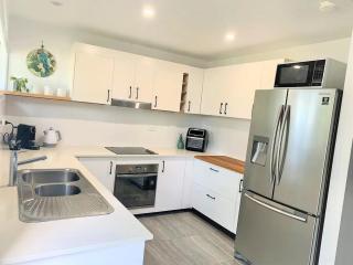 Pandanus Pocket 3BR Beachside Condo by uHoliday - Casuarina - 3