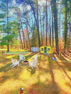 Uncle Bill's Lodge & Soccer Pool Showdown - Surry - 8