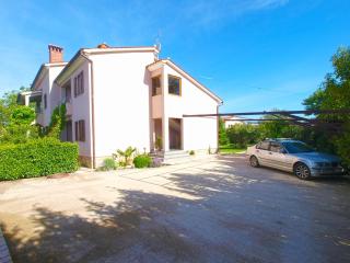 Family friendly house with a swimming pool Valbandon, Fazana - 20772 - Fažana - 1