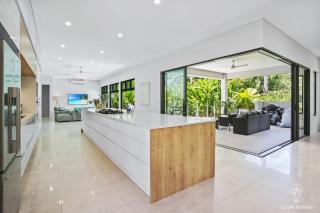 House Heliconia - Luxury Living in Palm Cove - Palm Cove - 2