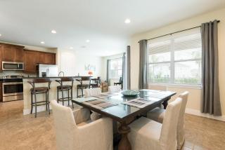 Wilmington Loop 6 Br Luxury Villa with Pool and Spa - Orlando - 0