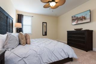 Wilmington Loop 6 Br Luxury Villa with Pool and Spa - Orlando - 1