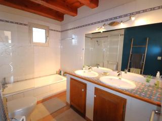 Villa à Port Camargue : piscine privée, jardin, clim, Wi-Fi, parking, proche plage et casino - FR-1-307-226 - Le Grau-du-Roi - 3