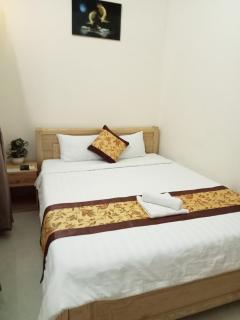 Khách sạn Trọng Tín - Con Dao - 1