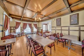 Marmora and Lake Inn and Victorian Diner - Marmora - 1