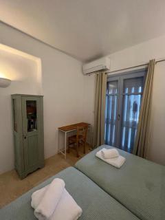 Villa Laugh, on The Limnes Beach - Kampos Páros - 1