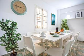 Big Flat in City Center with Patio - 6