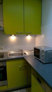 Toll Apartment mit privatem Eingang free Parking Slbst Check-in NETFLIX 30 Zone ruhig - Duisburg - 9