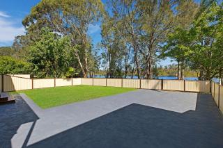 Poolside at Costa - 6