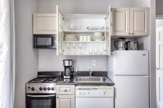 East Village 1br w wd nr Stuyvesant Park NYC-923 - 5