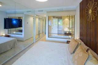 Next to Puente Romano Newly done Modern style 5 star Luxury stay - Marbella - 9