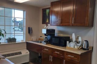 Carom Inn Denham Springs-BatonRouge - Denham Springs - 1
