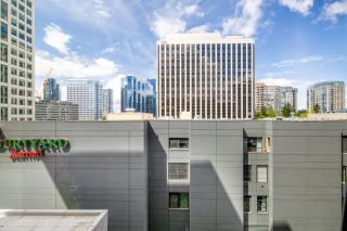Downtown Bellevue 1BR w Lounge Gyms nr shops SEA-125 - 7