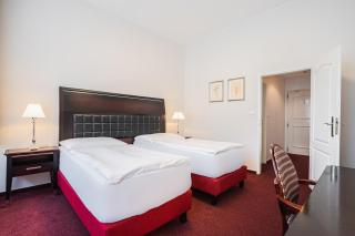 EA Hotel Tosca - Prague - 6