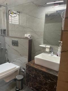 Clarks Inn , Airport Bangalore - Yelahanka - 6