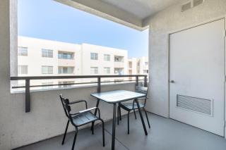Hollywood 2BR w Gym Pool Spa nr Sunset Blvd LAX-200 - Los Ángeles - 7