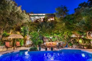 Pavezzo Country Retreat - 6