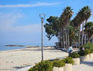 Stay at Beachfront Villa Lilia in Pefkohori, Halkidiki for a Dreamy Vacation - Pefkochori - 0