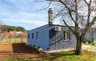 1 Bedroom Lovely Home In Pula - Pula - 6