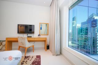 Modern Spacious 2BR Canal View -Business Bay - Dubai - 2