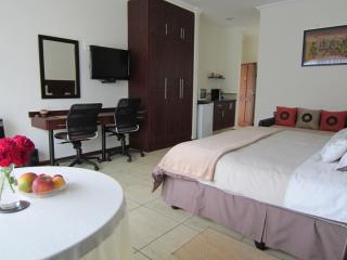 Amohela Guesthouse - Midrand - 8