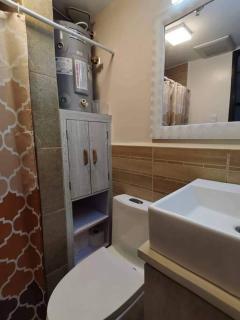 RW 5F 5 Cozy 2BR Goshen Land Towers, - 7