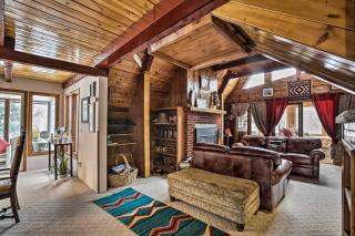 Serene Creekside Sheridan Getaway Mountain Views! - 5