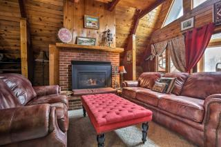 Serene Creekside Sheridan Getaway Mountain Views! - 6