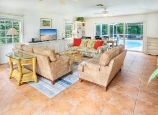 Baywatch Cottage home - 7